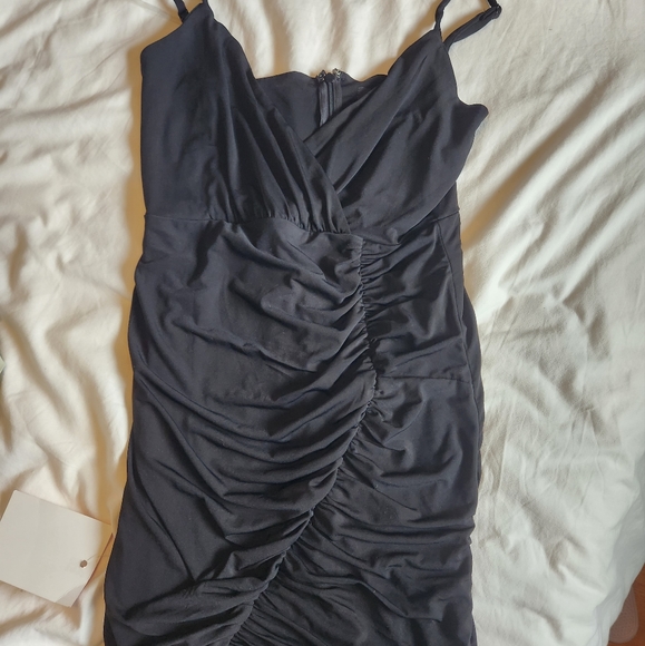 Bundle of dresses size medium - Picture 4 of 4